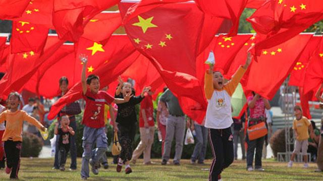 丰田发布世纪suv敞篷版,为力士提供宽敞舒适的巡游座驾
